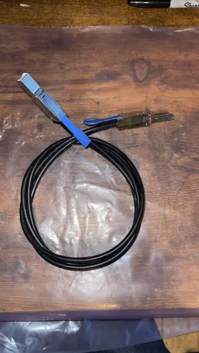 601760011 Amphenol Mini-sas Hd To Minisas 1m Cable