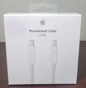 Apple 822462313470 Thunderbolt Cable 2m Authentic White Md861ll/a Apple 822462313470 Thunderbolt Cable 2m Authentic White Md861ll/a