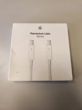 Md862zm Apple 885909630172 New In Box Genuine 0.5m Thunderbolt 3 Cable Md862zm/a