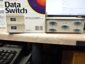 40d1-10604 Startech Ds094 4 Port Abcd Way Switch Box Db9 Female - Part #